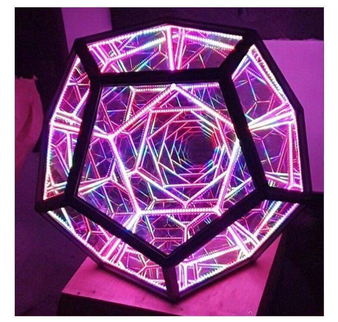 InfiniteX Dodecahedron Color Art Lamp