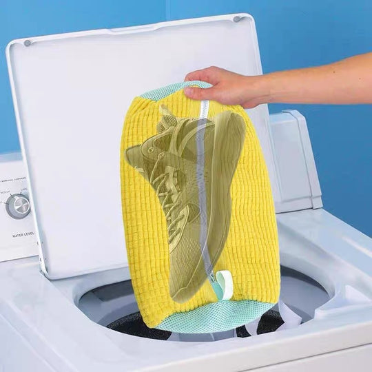Laundry bag with shoes