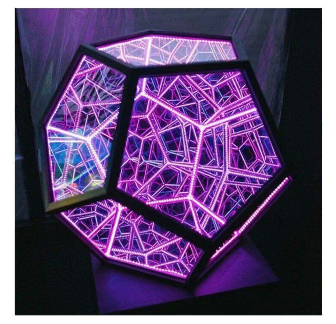 Dodecahedron Color Art Lamp