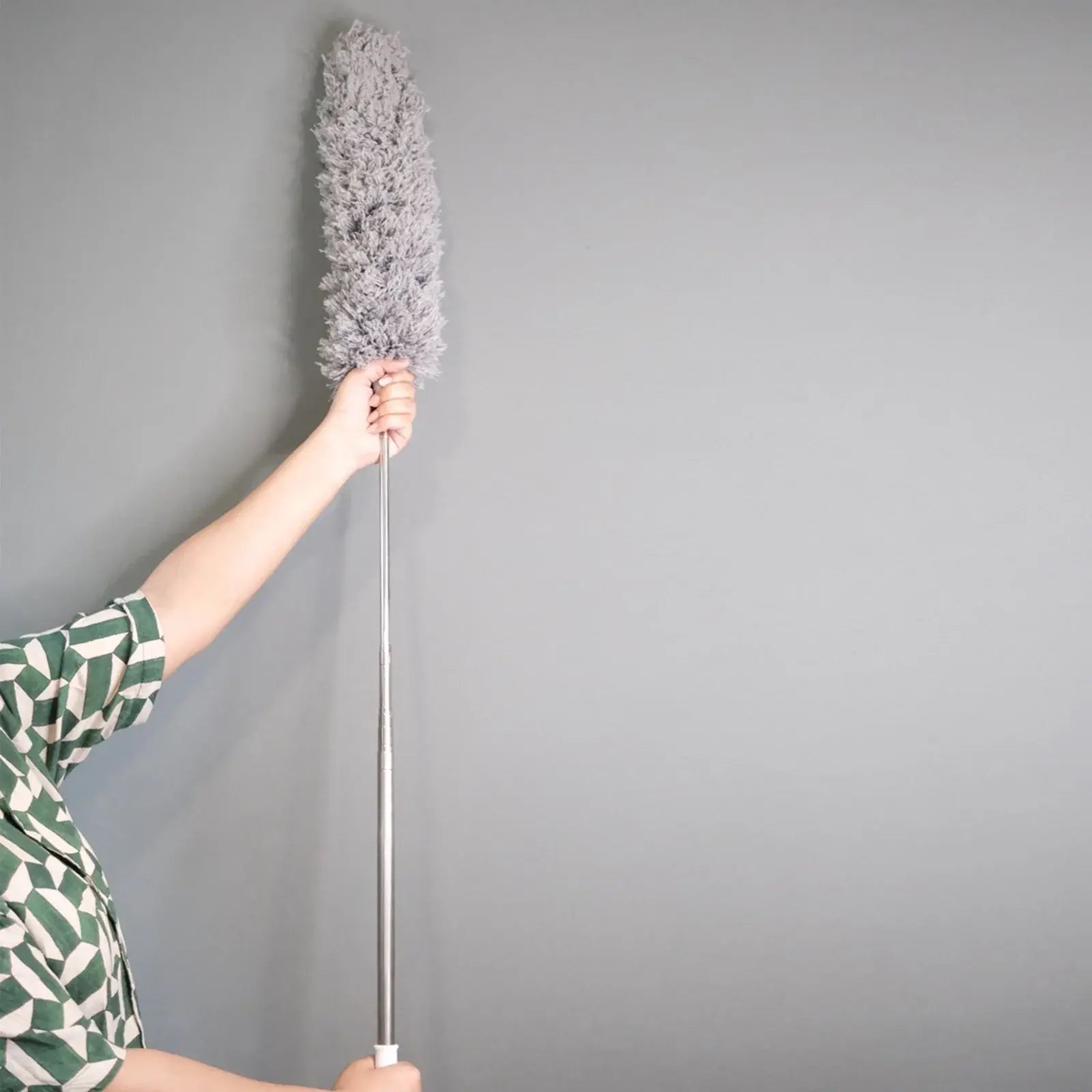 Retractable 360° Feather Duster