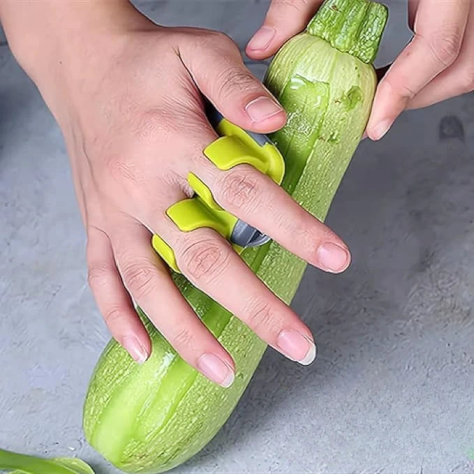 Finger-Safe Peeler