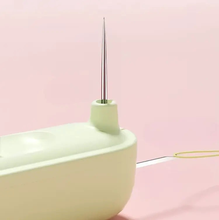 2-in-1 Needle Threader